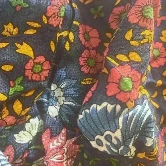 Puffy Cinched Flounce Sleeve Boho Feminine Floral Hippie Gypsy Peasant Crop Top - Picture 4 of 6